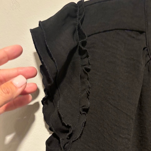 Women's Short Sleeve Fluttery Short Sleeves - Black Tamara H Size Small NWOT - Picture 4 of 8